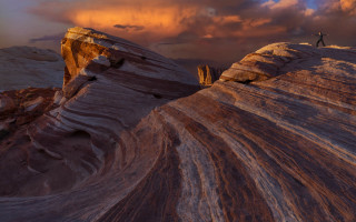 Desert rock formation cloudy sky 7 - photograph free wallpaper for desktop