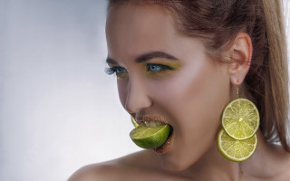 Woman lime slice lip hyperrealism - christian w. staudinger free wallpaper for desktop