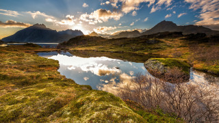 Lake mountains cloudy sky sunrays - cloud and sun rays free wallpaper for desktop
