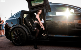 Luxury car woman sitting bright - luxury free wallpaper