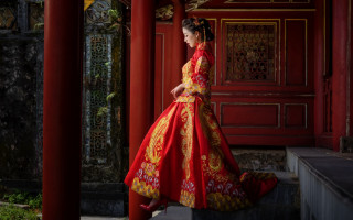 Woman red yellow dress red 2 - chen lin free wallpaper