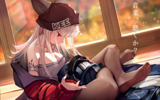 Woman hat sitting phone furry - a skirt free wallpaper