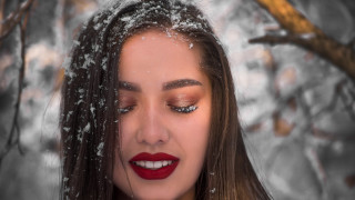 Woman longhair redlipstick snow portrait - red lipstick free wallpaper