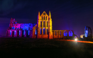 Cathedral lit cityscape night glowing - a large cathedral free wallpaper