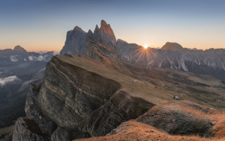 Mountain range sunset clouds animals - derold page free wallpaper