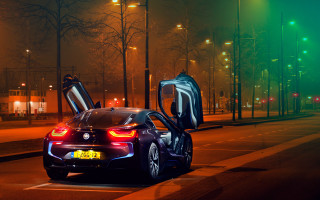 City street night open door - its door open free wallpaper