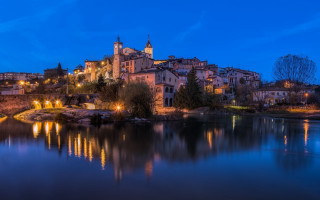 Cityscape night watercastle romanesque matte - the waters edge free wallpaper