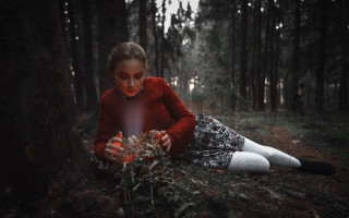 Girl red sweater woods candle - a red sweater free wallpaper for desktop