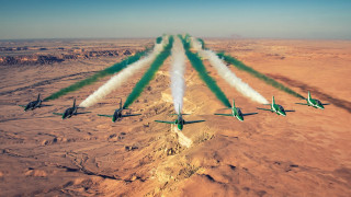 Jets desert sky green streaking - amir zand free wallpaper