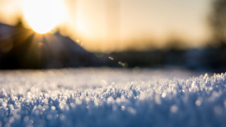 Snowy field sunshine trees building - free rain wallpaper for desktop