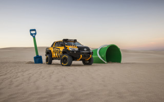 Yellow truck desert green barrel - eric dinyer free wallpaper for desktop