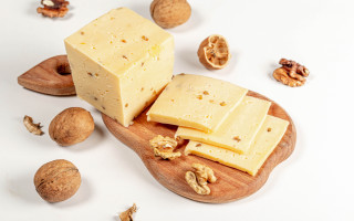 Wooden cutting board cheese nuts - a wooden cutting board free wallpaper