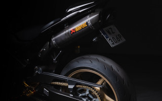 Motorcycle dark room license puzzle - a license plate free wallpaper for desktop