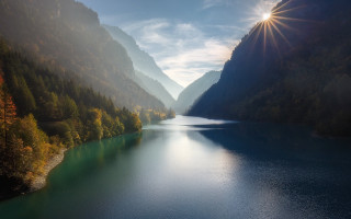 Lake mountains trees sunlight sky - the sun free wallpaper for desktop