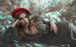 Elina karimova red beret dress - a red hat free wallpaper