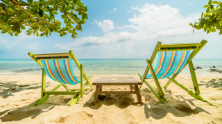 Beach chairs table ocean sky - summer vibrancy free wallpaper for desktop