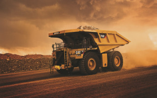 Dump truck dirt road cloudy - hard free wallpaper