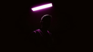 Man purple light neoism synthwave - christian w. staudinger free wallpaper