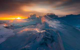 Mountain snow sunset ice city - large free wallpaper for desktop