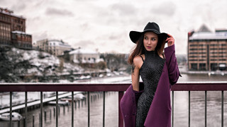 Woman hat purple coat balcony - a balcony free wallpaper