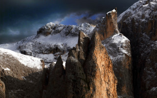 Mountain snowy background cloudy sky - mountain in the background free wallpaper