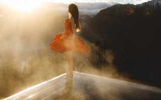 Woman red dress balcony mountains - elsa bleda free wallpaper