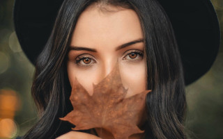 Woman leaf hat portrait black - a black hat free wallpaper