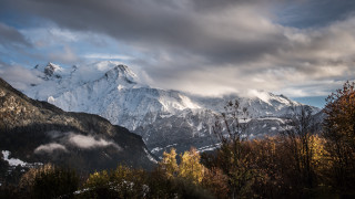 Mountain range cloudy sky trees - a few cloud free wallpaper for desktop
