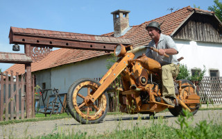 Man motorcycle house red roof - a red roof free wallpaper for desktop