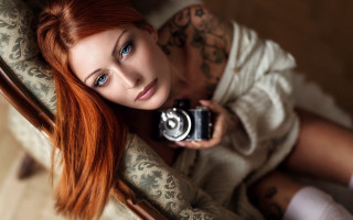Woman camera tattoo laying bokeh - a chair free wallpaper