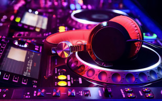 Dj mixing headphones neon city - a dj free wallpaper
