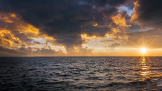 Sunset ocean clouds sunshine diffraction - fitz henry lane free wallpaper for desktop