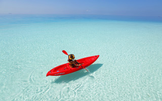 Red kayak shallow ocean sunny - anthony s waters free wallpaper