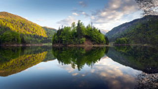 Lake mountains trees reflection clouds 2 - a reflection of the water free wallpaper