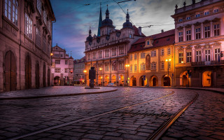 Cobblestone street clock tower dusk - a cobblestone street free wallpaper for desktop