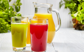 Three glasses juice pitcher blurry - product photo free wallpaper