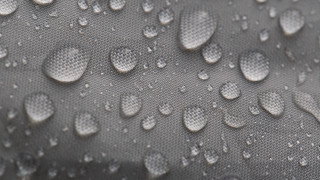 Rain droplets fishnet fence honeycomb - an ultrafine free wallpaper for desktop
