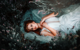 Woman white dress flower field 5 - dreamlike free wallpaper for desktop