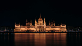 Night cityscape bridge tower reflection - aladár körösfőikriesch free wallpaper