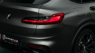 Bmw tail light panfuturism ultrafine - a red light free wallpaper