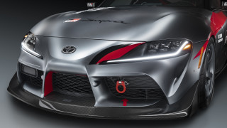 Silver sports car red stripes - a studio free wallpaper