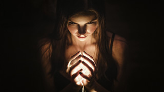 Woman holding string dark light - arcane free wallpaper for desktop