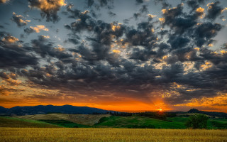 Sunset clouds mountains autumn leaves - crepuscular free wallpaper for desktop