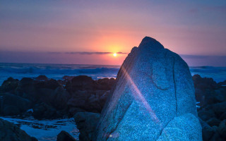 Large rock beach ocean sunset 2 - a large rock free wallpaper
