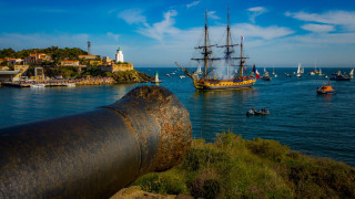 Harbor cannon lighthouse ship ocean - artistic free wallpaper