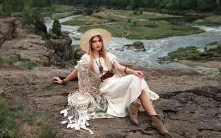 Woman hat river ecological art - a woman in a hat free wallpaper