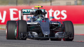 Mercedes track petronis sign 4kuhd - alonso vázquez free wallpaper