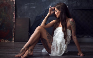 Tattooed woman white dress black - tattoo free wallpaper for desktop