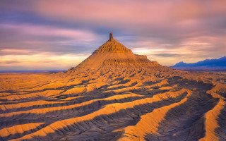 Mountain peak sky ocean shore - photograph free wallpaper for desktop