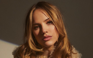 Woman longhair white shirt closed - constance gordoncumming free wallpaper